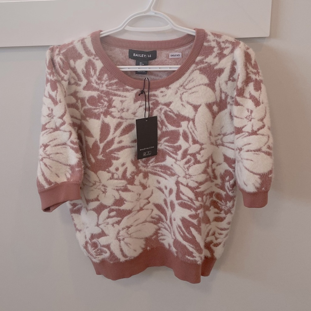 NWT - Bailey44 floral top